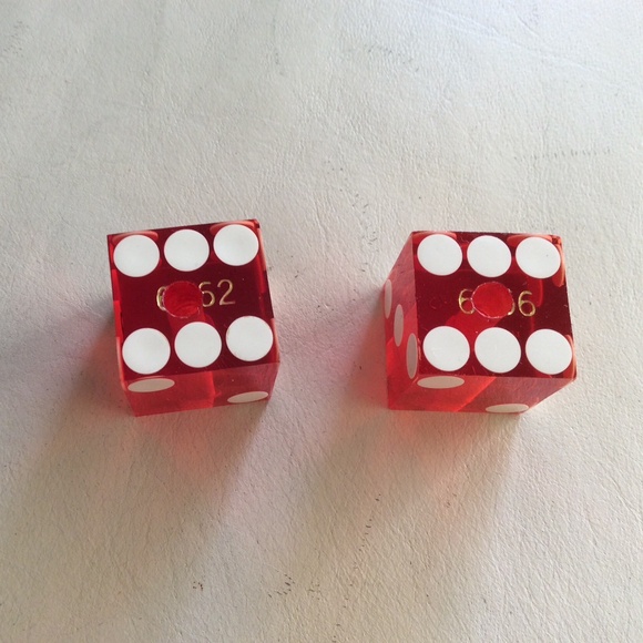 Crystal Palace Casino Vintage Dice Retired - Picture 2 of 4